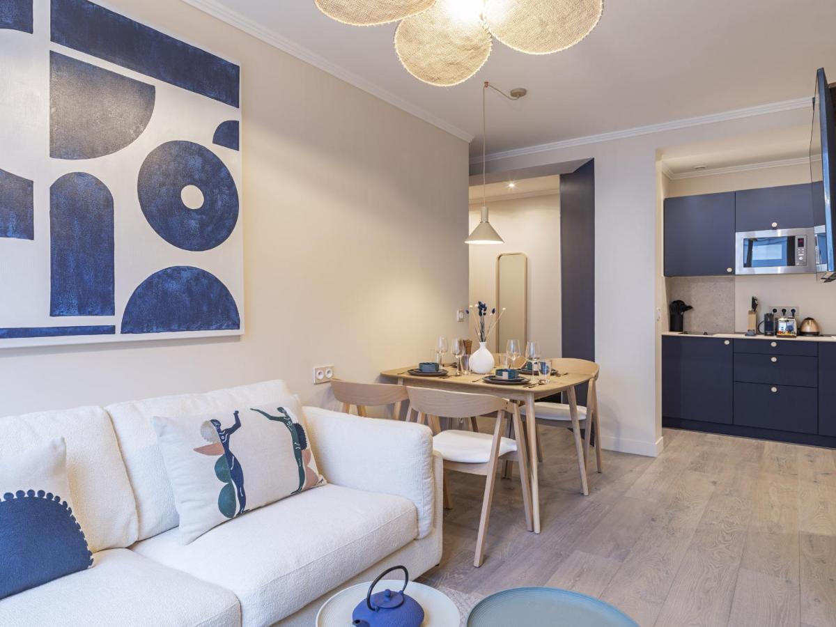 The Blue Suite On Champs Elysees Avenue 巴黎 外观 照片