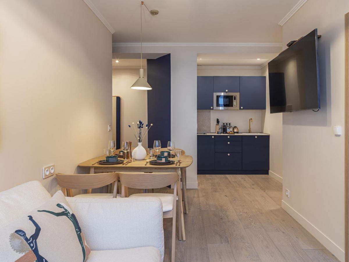 The Blue Suite On Champs Elysees Avenue 巴黎 外观 照片