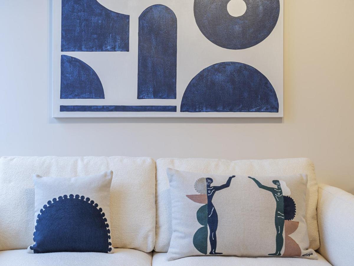 The Blue Suite On Champs Elysees Avenue 巴黎 外观 照片